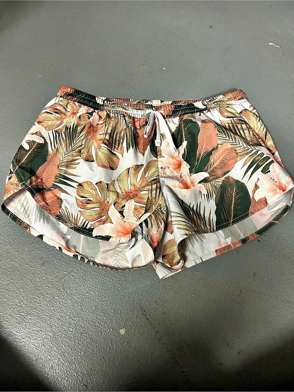 Old Navy Go-Dry Printed Run Shorts Pink & Green